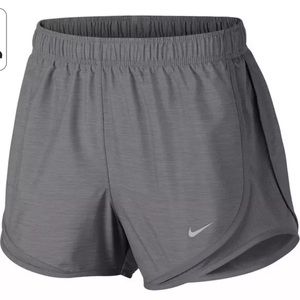 Nike Women’s Dry Tempo Shorts
